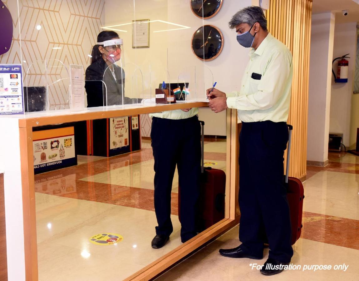 Oyo Flagship 75444 Hotel Kinara Lodging & Boarding Mangvadi Экстерьер фото